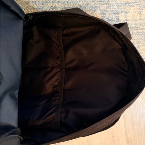 Classic Black Backpack with Dual Front Pockets - Picture 3 of 4